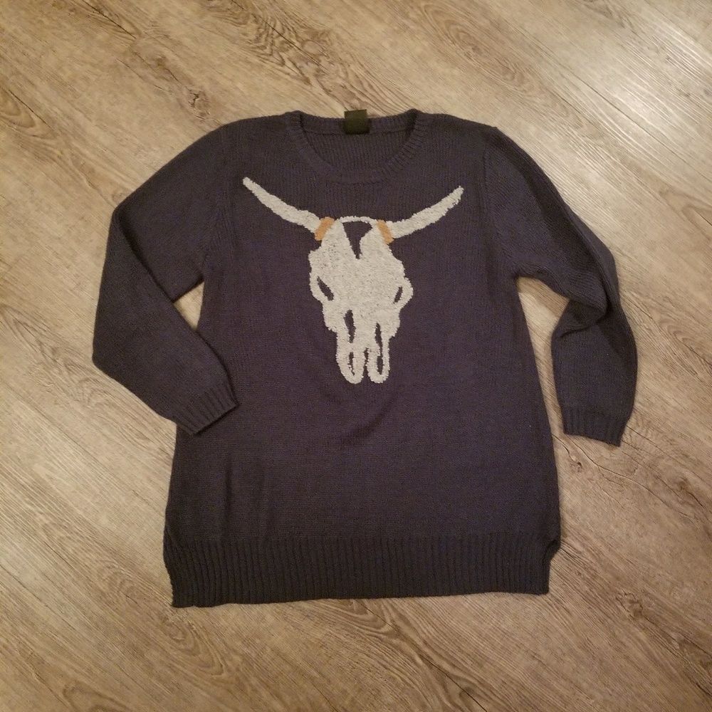 Women's sweater